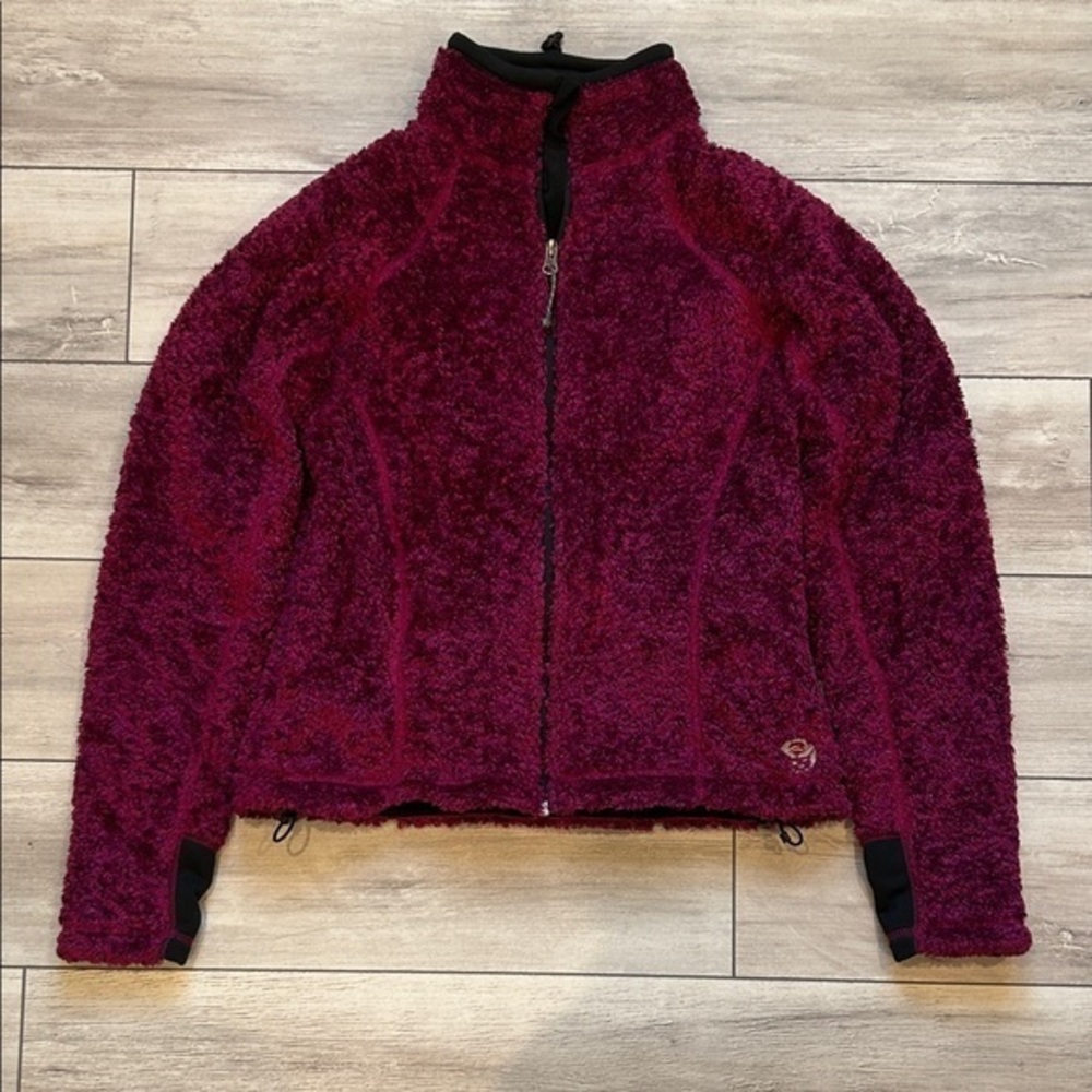 Mountain Hardwear fushia teddy bear fleece zip up jacket size medium